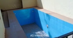 Duplex avec piscine à louer à Niaréla Duplex avec piscine à louer à Niaréla
