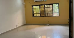 Duplex non meublé à louer au début de Sébénikoro Duplex non meublé à louer au début de Sébénikoro