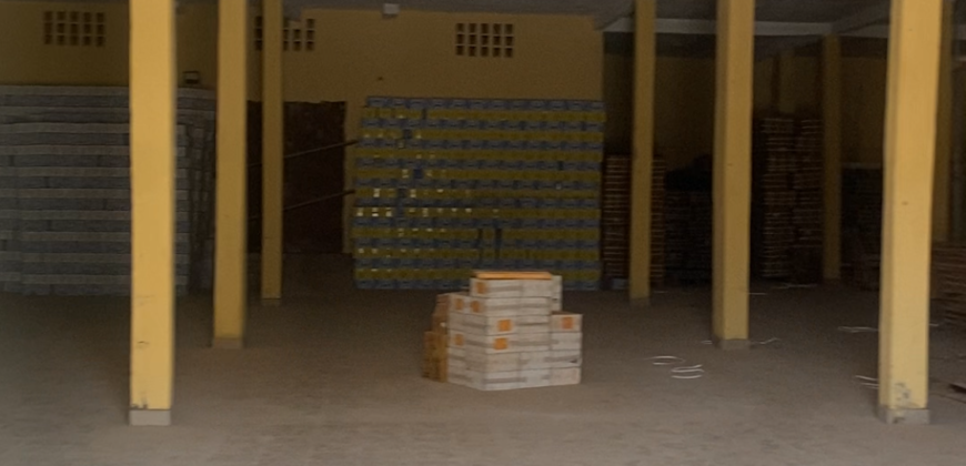 A louer très grand entrepôt à Missabougou près de l’hôpital du mali