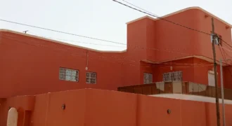 Duplex 5 chambres à vendre – Magnambougou Projet, 320 m² en titre foncier