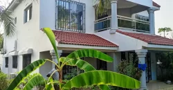 Duplex avec piscine à louer à Badalabougou Est Duplex avec piscine à louer à Badalabougou Est