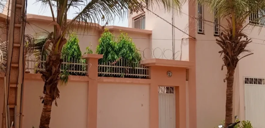 Villa 3 chambres avec bureau à louer – Sotuba ACI