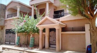 Villa duplex 5 chambres à vendre – Kabala, vers le terminus
