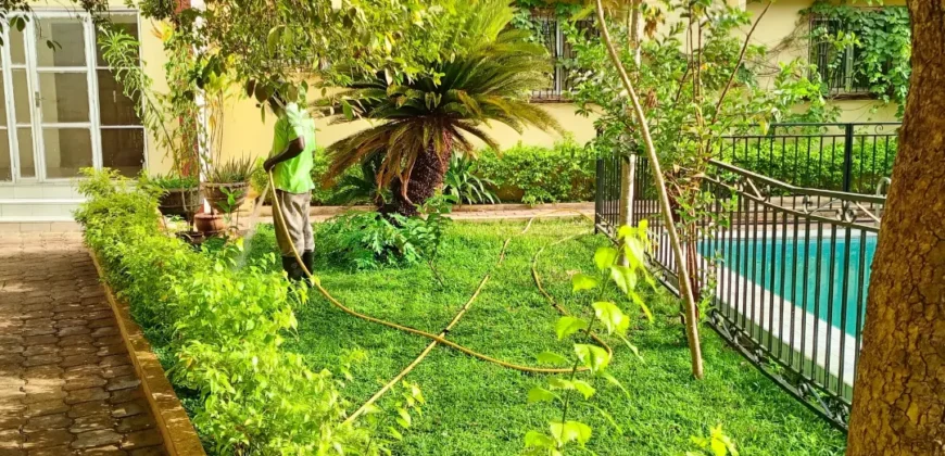 Villa avec piscine et jardin 4 chambres à louer – Badalabougou Est