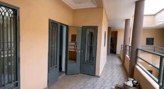 Immeuble neuf de 11 appartements à vendre – Sébénikoro Dorodougou, 600 m² en TF