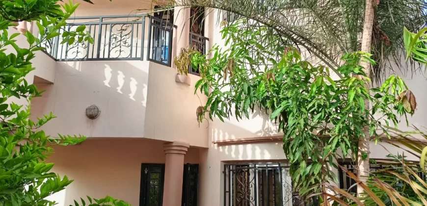 Maison duplex 5 chambres à louer – Baco Djicoroni Golf