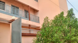 Appartement 3 chambres à louer – Kalaban Coura, route de l&rsquo;aéroport