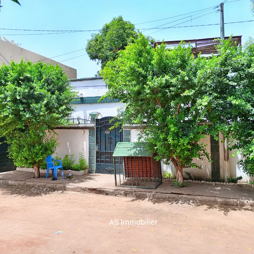 Villa non meublée à louer à Badalabougou sema