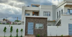 Duplex avec piscine 4 chambres à louer – Sébénikoro, Cité BHM Duplex avec piscine 4 chambres à louer – Sébénikoro, Cité BHM