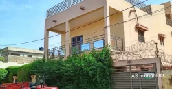 Appartement de 3 CHAMBRES non meublé à louer à bacodjicoroni Golf Appartement de 3 CHAMBRES non meublé à louer à bacodjicoroni Golf