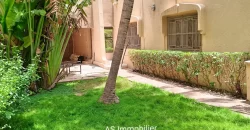 Villa avec piscine et jardin à louer à torokorobougou Villa avec piscine et jardin à louer à torokorobougou