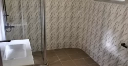 Villa avec piscine et jardin à louer à torokorobougou Villa avec piscine et jardin à louer à torokorobougou