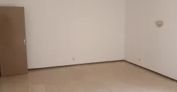 Villa avec piscine et jardin à louer à torokorobougou Villa avec piscine et jardin à louer à torokorobougou