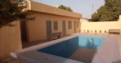 Villa avec piscine à louer à korofina Villa avec piscine à louer à korofina