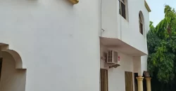 Duplex avec piscine à louer à Badalabougou Duplex avec piscine à louer à Badalabougou