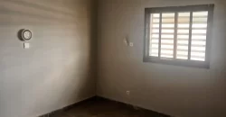 Appartement de 3 CHAMBRES non meublé à louer à bacodjicoroni golf Appartement de 3 CHAMBRES non meublé à louer à bacodjicoroni golf