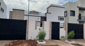 Villa basse 3 chambres à louer – Cité Tellem, Yirimadio