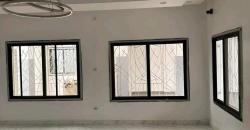 Location duplex non meublé à SEBENICORO cité BMS Location duplex non meublé à SEBENICORO cité BMS