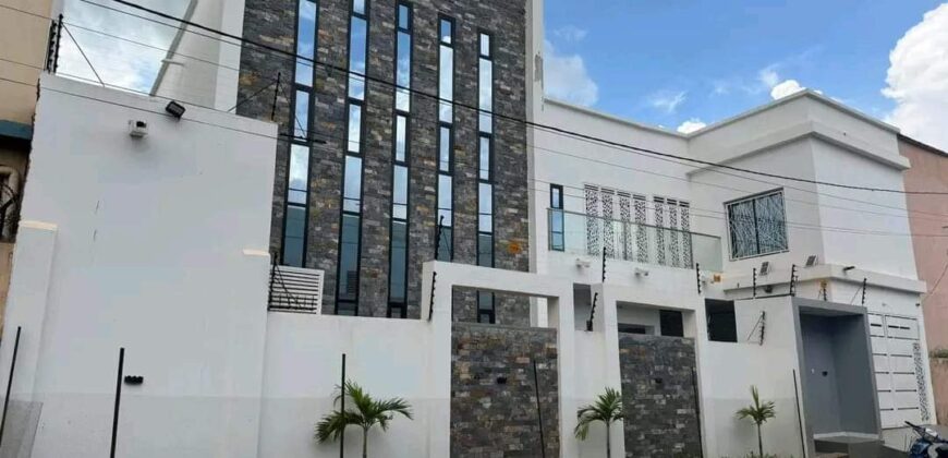 Villa duplex 4 chambres avec 2 cuisines à louer – Sébénikoro, Cité BMS