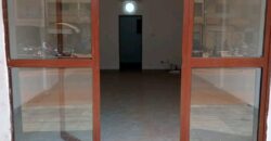 Location magasin et bureau avec douche intérieure à Bacodjicoroni au bord du goudron Location magasin et bureau avec douche intérieure à Bacodjicoroni au bord du goudron