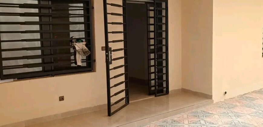 Appartements neufs climatisés 2 chambres à louer – Badalabougou