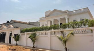 Villa duplex avec piscine 4 chambres à louer – Sotuba ACI