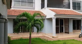 Villa duplex avec piscine 5 chambres à louer – Baco Djicoroni ACI, vers le fleuve
