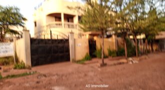 Maison en duplex 4 chambres à louer – Sirakoro Méguétana