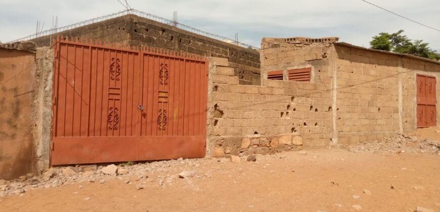 Villa sur 300 m² à vendre – Doumazana Nafadji