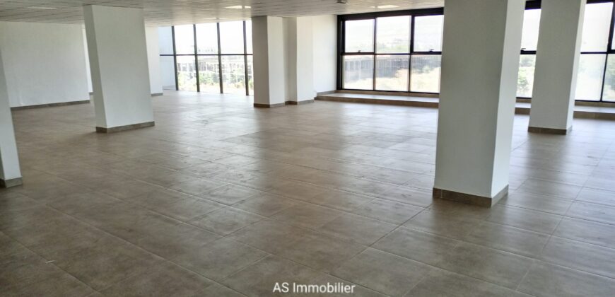 Bureaux modernes en open space à louer – ACI 2000, 1001 Merveilles