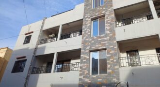 Appartement 3 chambres à louer – ACI 2000, Palais des Sports