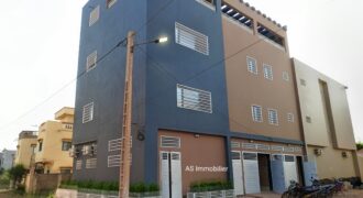 Appartement indépendant 3 chambres avec entrée et garage privés à louer – Baco Djicoroni ACI