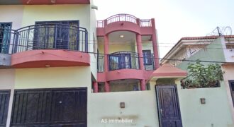 Duplex 3 chambres avec salle polyvalente à louer – Badalabougou Est