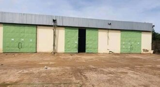 Entrepôt de 1.056 m² à louer – Banankabougou