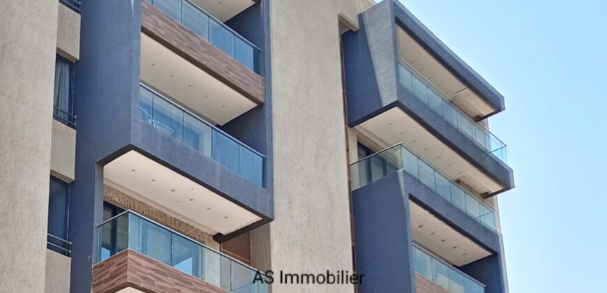 Appartement 3 chambres de standing avec groupe électrogène à louer – ACI 2000