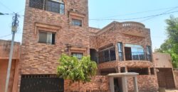 Duplex 6 chambres à vendre – Boulkassombougou, 300 m² en titre foncier Duplex 6 chambres à vendre – Boulkassombougou, 300 m² en titre foncier