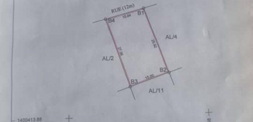 Terrain de 400 m² face au fleuve à vendre – Dougoulakoro, Cité Maera