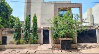 Villa moderne en duplex 4 chambres à louer – Sébénikoro, bordure du fleuve