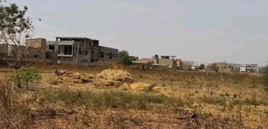 Vente terrain à Niamana derrière Garbal