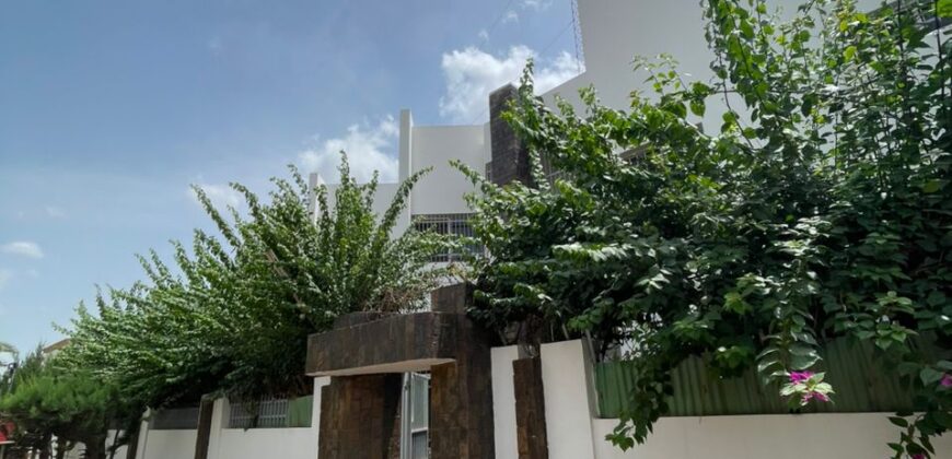 Duplex 4 chambres avec piscine à louer – Badalabougou
