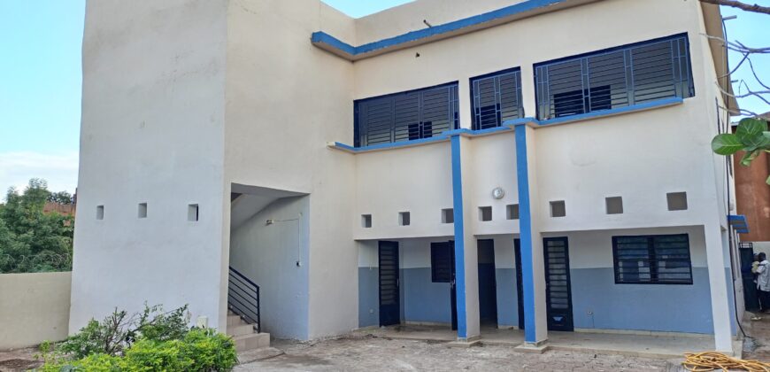 Appartement de 3 chambres salon à louer à kalaban coura