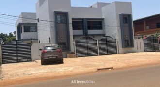 Appartement indépendant 2 chambres à louer – début de Sébénikoro, avant le marché
