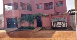 Villa à étages entièrement équipée à vendre – Banankoro, Cité des Gendarmes Villa à étages entièrement équipée à vendre – Banankoro, Cité des Gendarmes