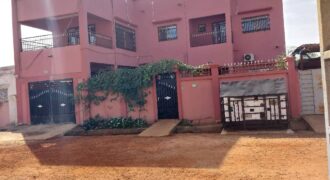 Villa à étages entièrement équipée à vendre – Banankoro, Cité des Gendarmes