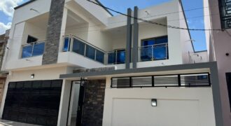 Triplex 6 chambres à vendre – Siracoro, 250 m² en titre individuel