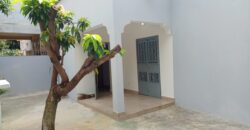 Villa 3 chambres avec panneaux solaires à louer – début de Sébénikoro Villa 3 chambres avec panneaux solaires à louer – début de Sébénikoro