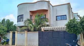 Villa duplex 4 chambres avec deux cuisines à louer – Niamakoro