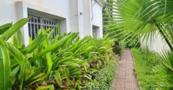 Villa avec piscine et système solaire à louer – Badalabougou Est Villa avec piscine et système solaire à louer – Badalabougou Est