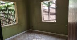 Bâtiment commercial à louer au quartier du fleuve Bâtiment commercial à louer au quartier du fleuve