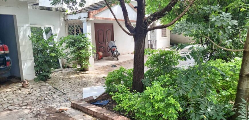 Villa avec piscine à louer à l&rsquo;hippodrome